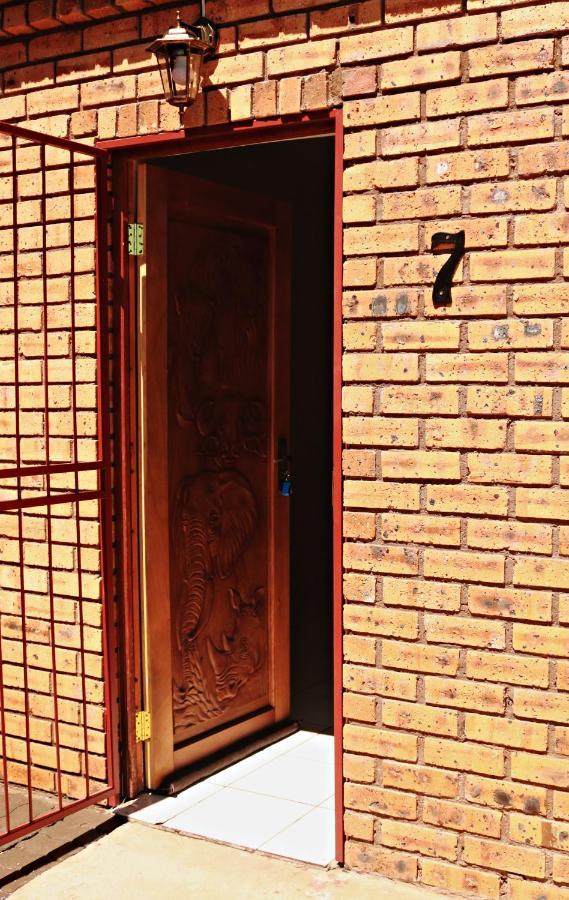 My Guesthouse Kimberley Exterior foto